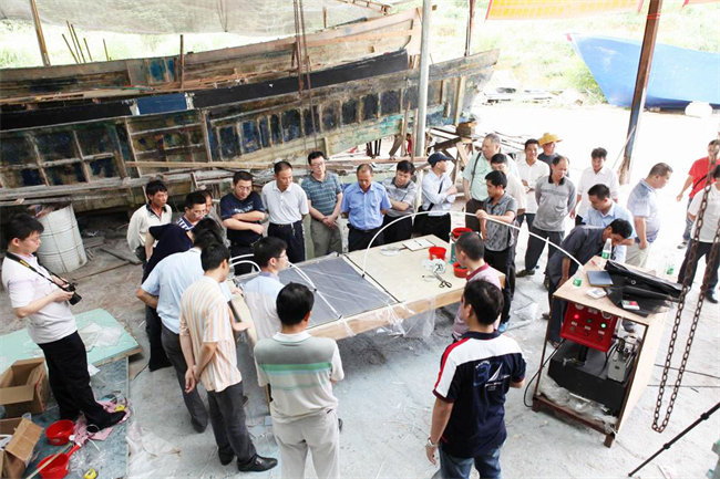 廣東博皓在廣東省陽江市東平鎮(zhèn)舉辦了玻璃鋼漁船圖紙審查及模板制作經(jīng)驗(yàn)交流會(huì)，并提供&ldquo;真空導(dǎo)入&rdquo;現(xiàn)場(chǎng)演示    -2