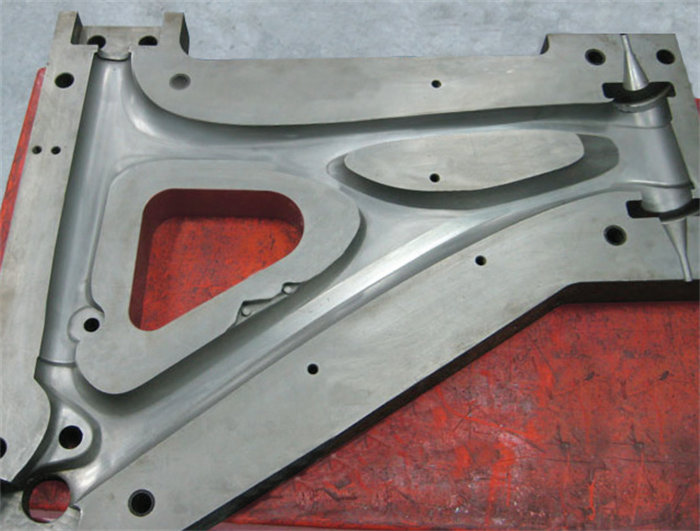 告別撬動刮擦與重復涂覆！Stoner G471碳纖維脫模劑讓零件&ldquo;自行脫落&rdquo;，效率提升超10倍