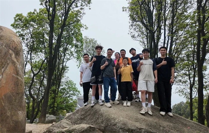 春風十里,不如踏青有你—2026廣東博皓之帽峰山首爬 -4